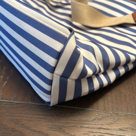 Dooney & Bourke Blue and white striped shoulder bag. - Picture 7 of 12